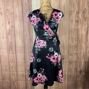 Charmyi Women's size medium black with pink Floral Print Faux Wrap Dress New!